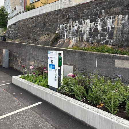 Fin Leilighet, Sentralt Og Sjonaert,Med Parkering Arendal Exterior foto